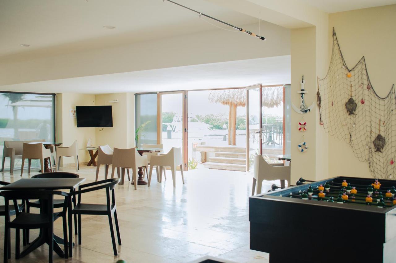 Villas Grand Marina Kinuh 德尔奇亚港 外观 照片